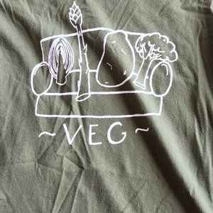 Soft Olive shirt with Veg on it size small / bundle requirement